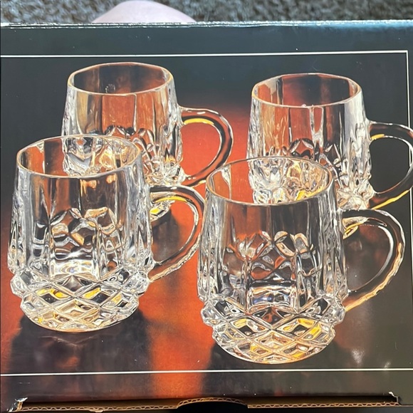 1986 Vintage, Yugoslavia, 24% Lead Crystal Liqueur Mug Set - Picture 4 of 9